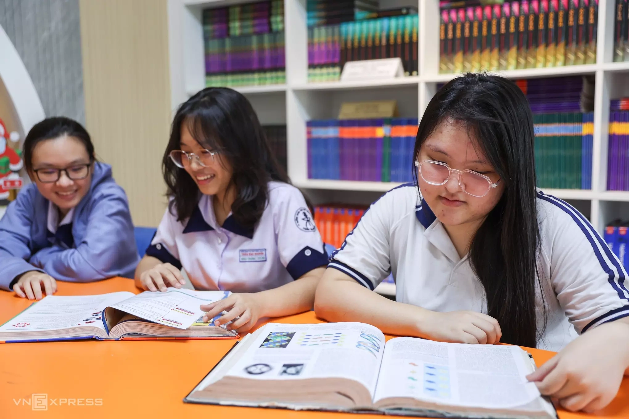 Hình minh họa: Bệnh ‘đọc vội’ của học sinh Việt trong kỷ nguyên AI
