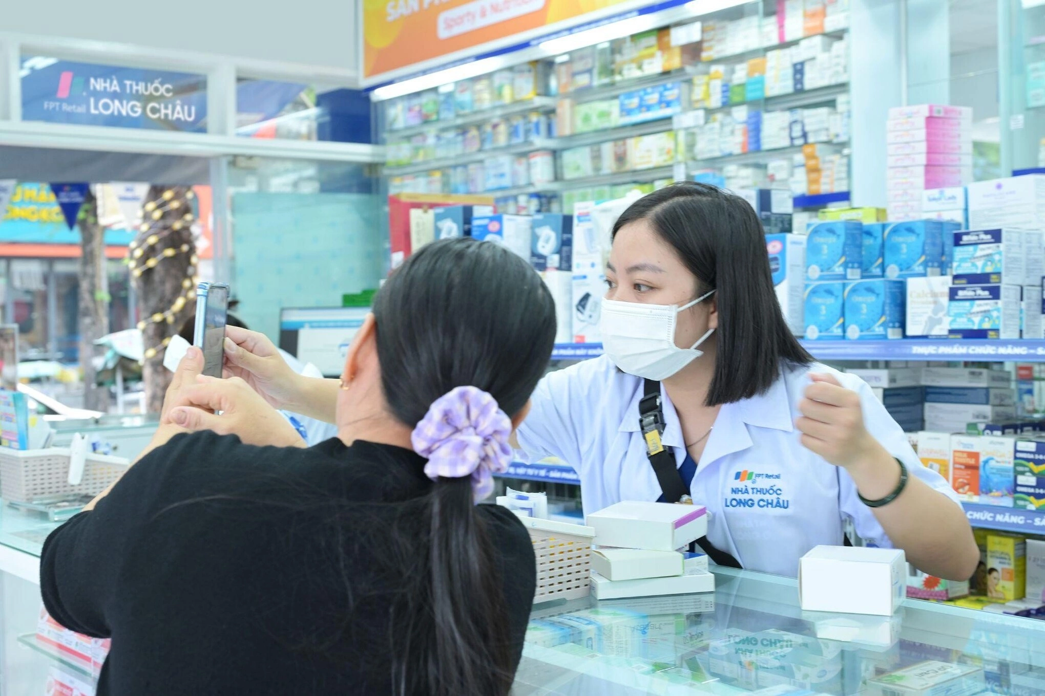 Hình minh họa: Tiện ích tài khoản gia đình Long Châu cán mốc 200.000 khách hàng
