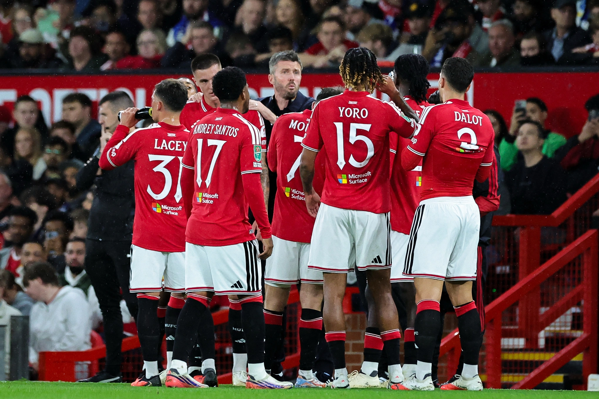 Hình minh họa: Carrick: ‘Trận thua Brighton thật không thể chấp nhận’