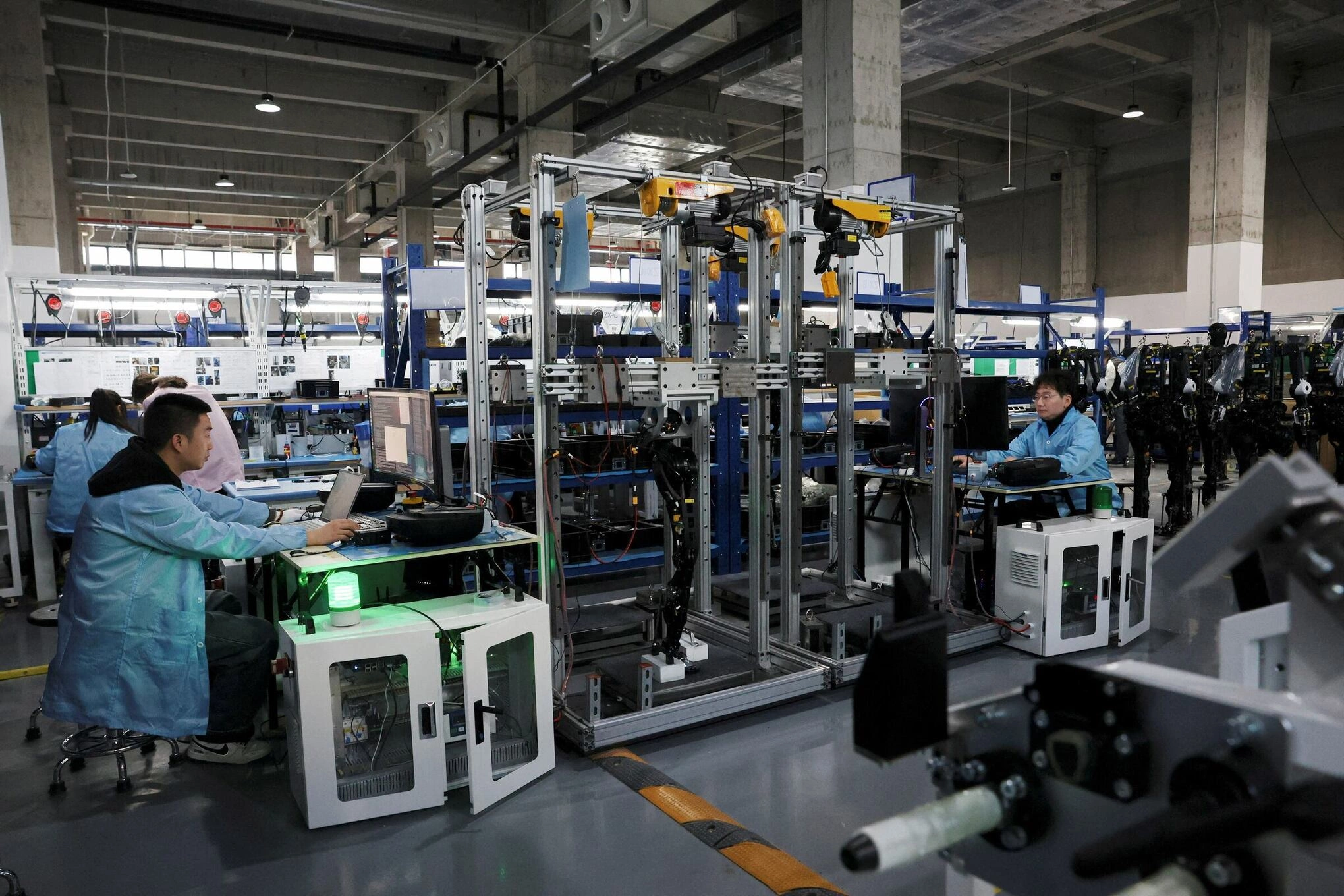 Hình minh họa: Doanh nghiệp ngoại dần quay lại Trung Quốc sau khi chuyển sản xuất để né thuế
