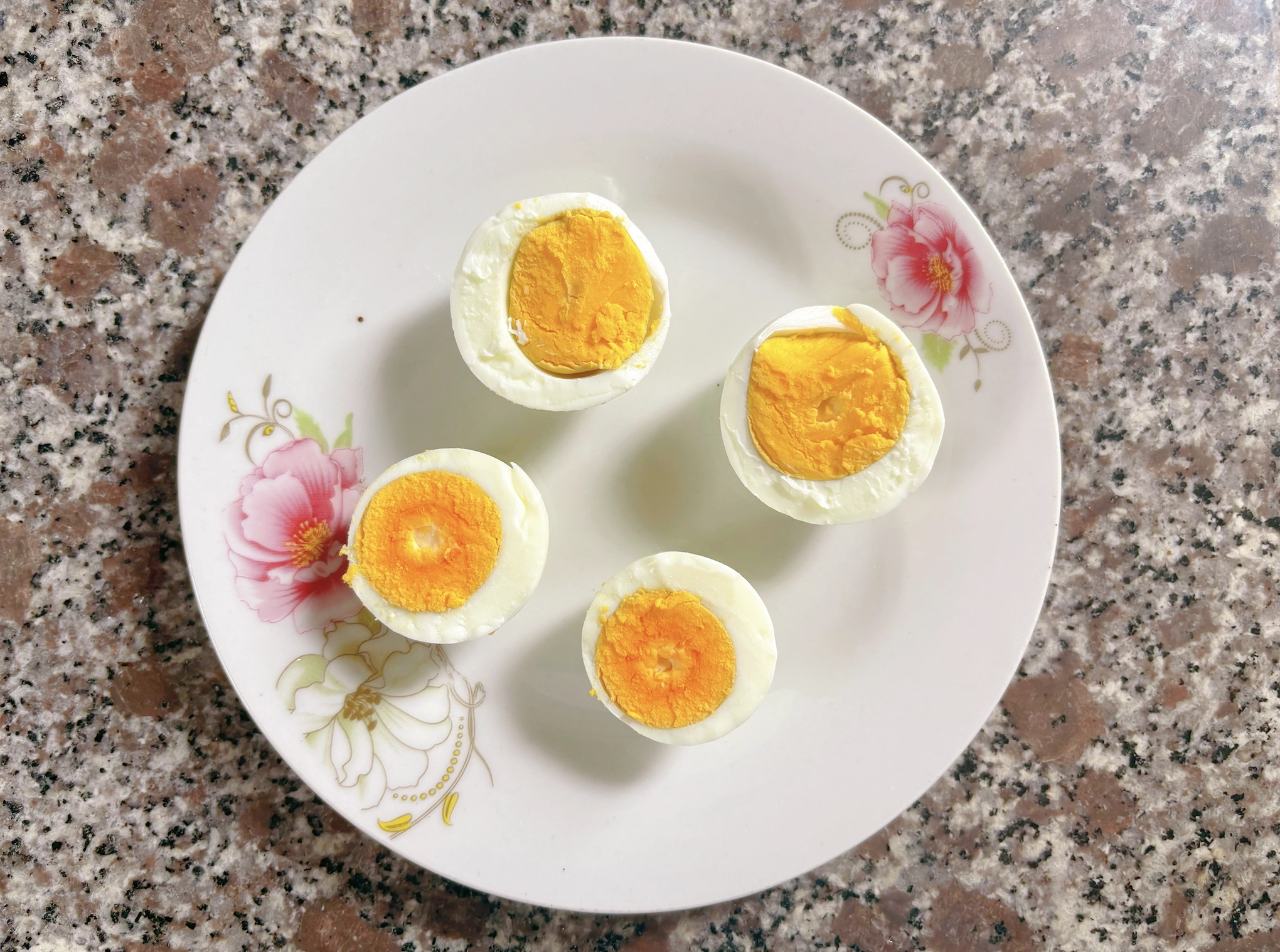 Hình minh họa: Điều gì xảy ra khi bạn không ăn đủ protein sau tuổi 50?