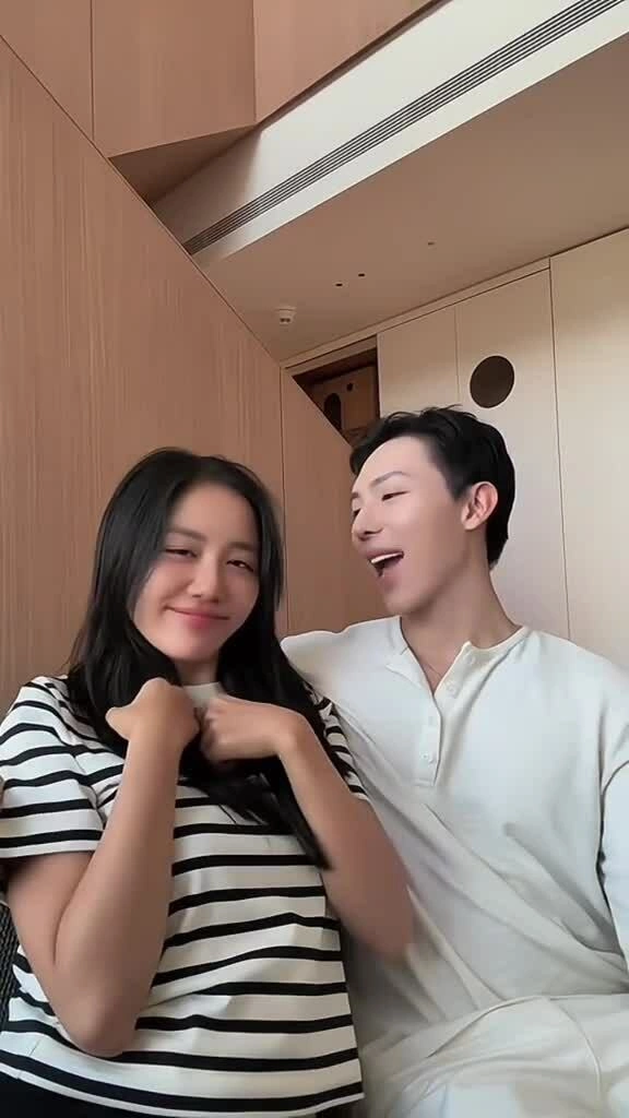 Hình minh họa: Tranh luận quanh bài hát ca từ ‘vô nghĩa’