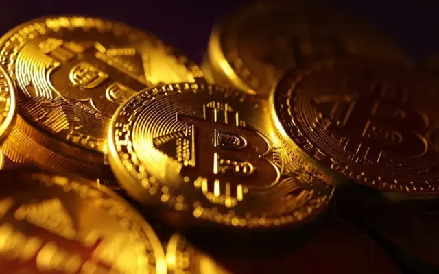 Bitcoin thủng mốc 80.000 USD