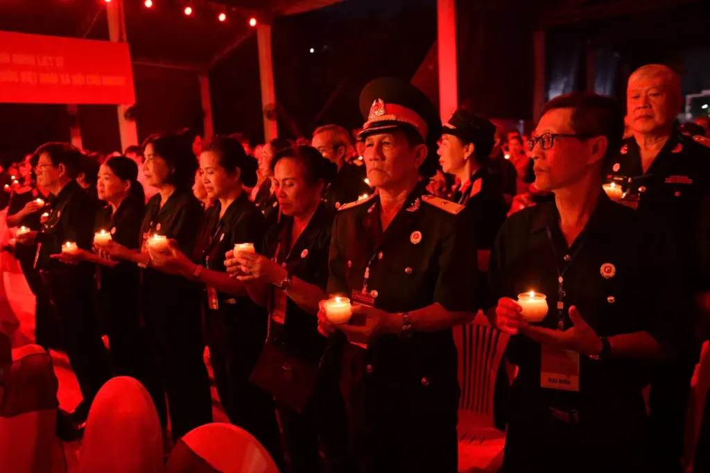 Hình minh họa: Phút lắng đọng ở đêm nghệ thuật ‘Khúc tri ân’