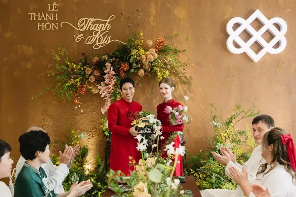 Hình minh họa: Người mẫu Nga chọn ở lại Việt Nam vì chàng trai Hà Nội