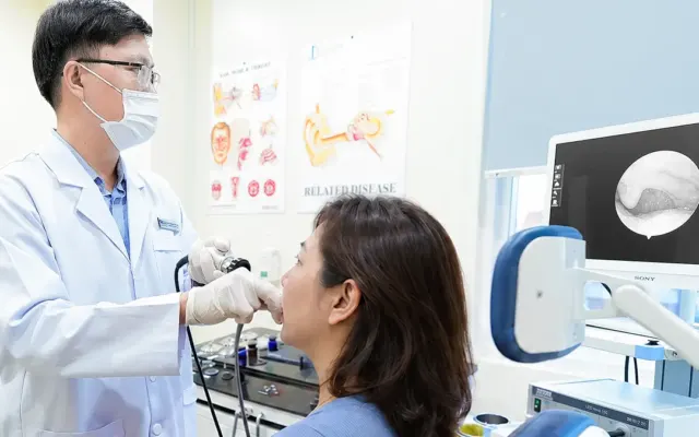 Vì sao viêm họng nhiều tuần không khỏi?
