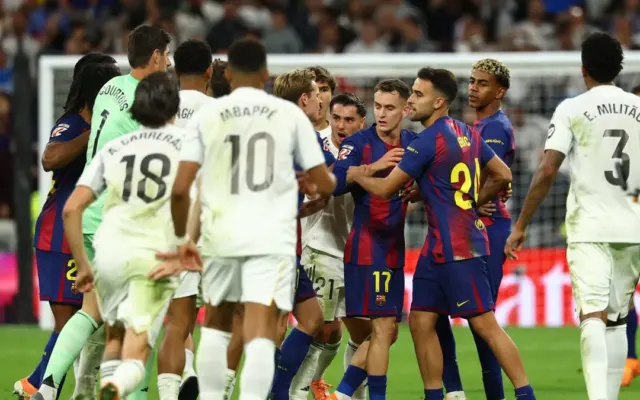 Valdano: ‘El Clasico là cuộc chiến của quả bóng, không gian và kẻ bị tình nghi’