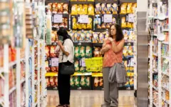 Canada nâng lãi suất lần đầu tiên sau hơn 3 năm