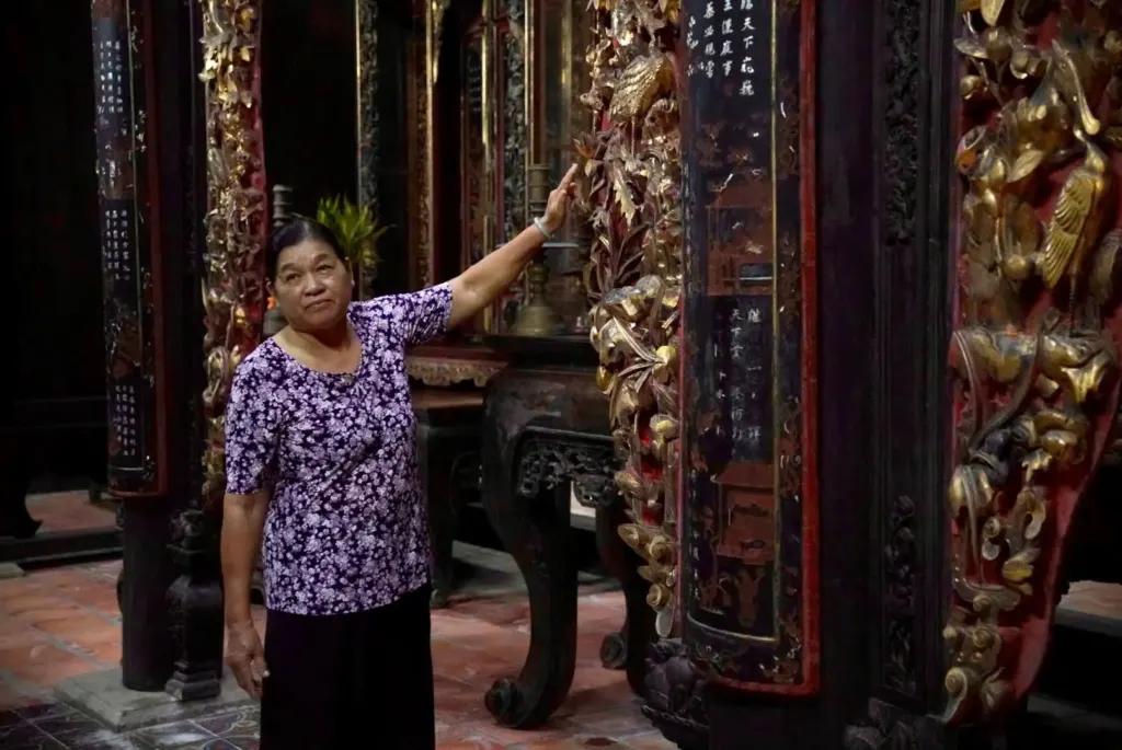 Hình minh họa: Nhà cổ được ví như ‘cung điện gỗ’ ở miền Tây