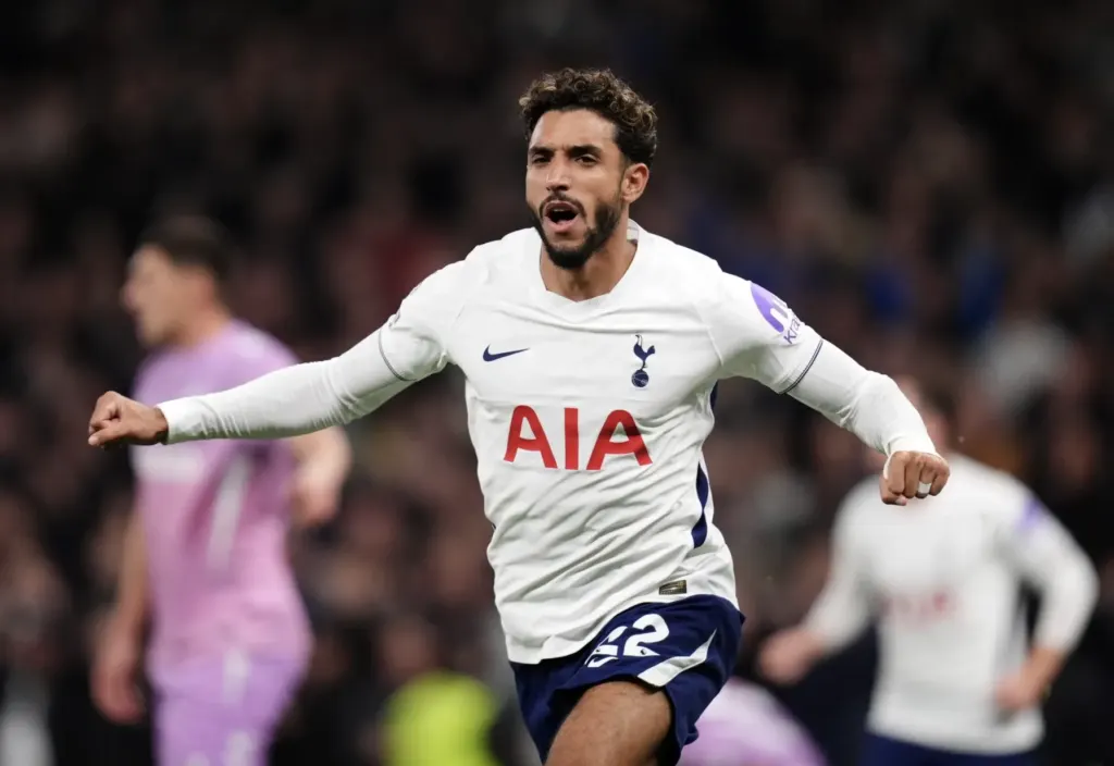 Hình minh họa: Tottenham thắng trận đầu ở Ngoại hạng Anh