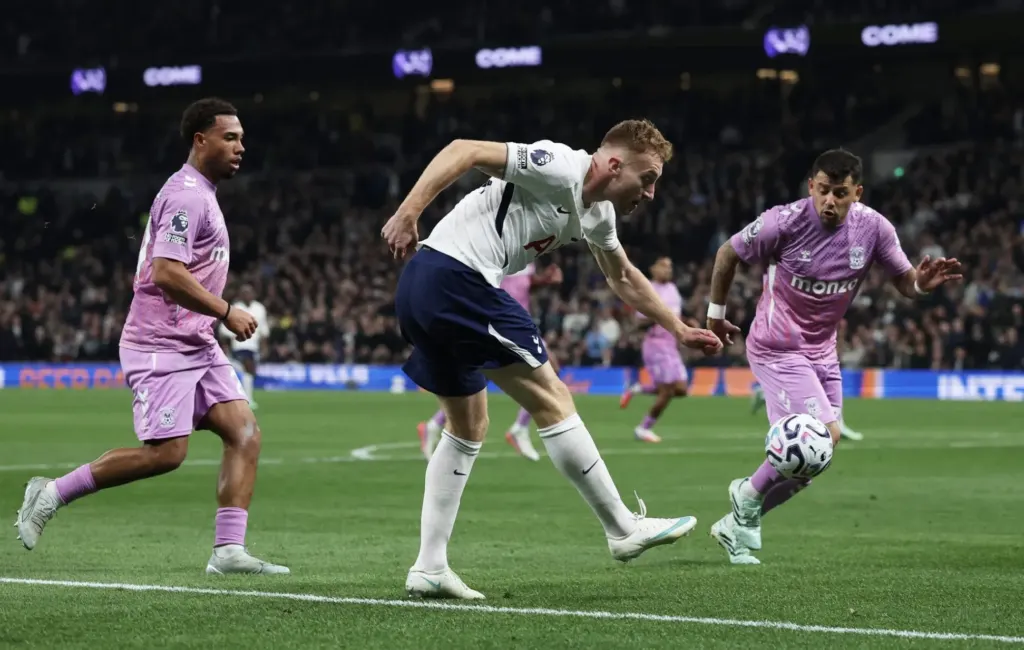 Hình minh họa: Tottenham thắng trận đầu ở Ngoại hạng Anh