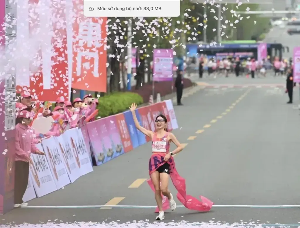 Hình minh họa: Cựu y tá kiếm gần 700.000 USD nhờ chạy marathon