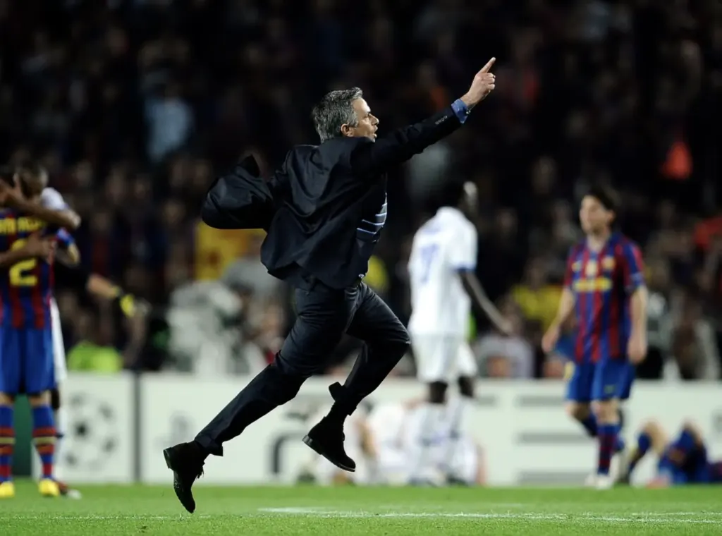 Hình minh họa: Mourinho: Từ tình yêu Barca đến mối thù El Clasico – Báo VnExpress Thể thao