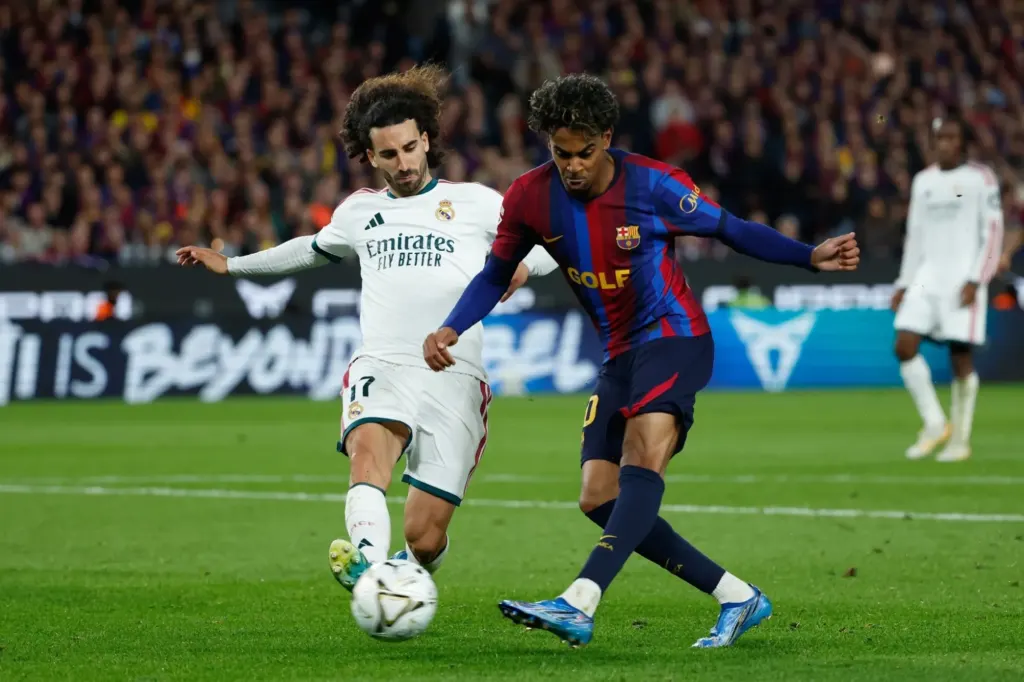 Hình minh họa: Báo Tây Ban Nha: ‘Cucurella không cho Yamal thở ở El Clasico’