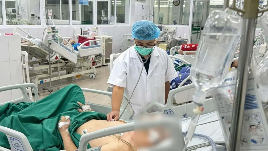 Hình minh họa: Lý do người mắc cúm vài ngày phải vào hồi sức tích cực