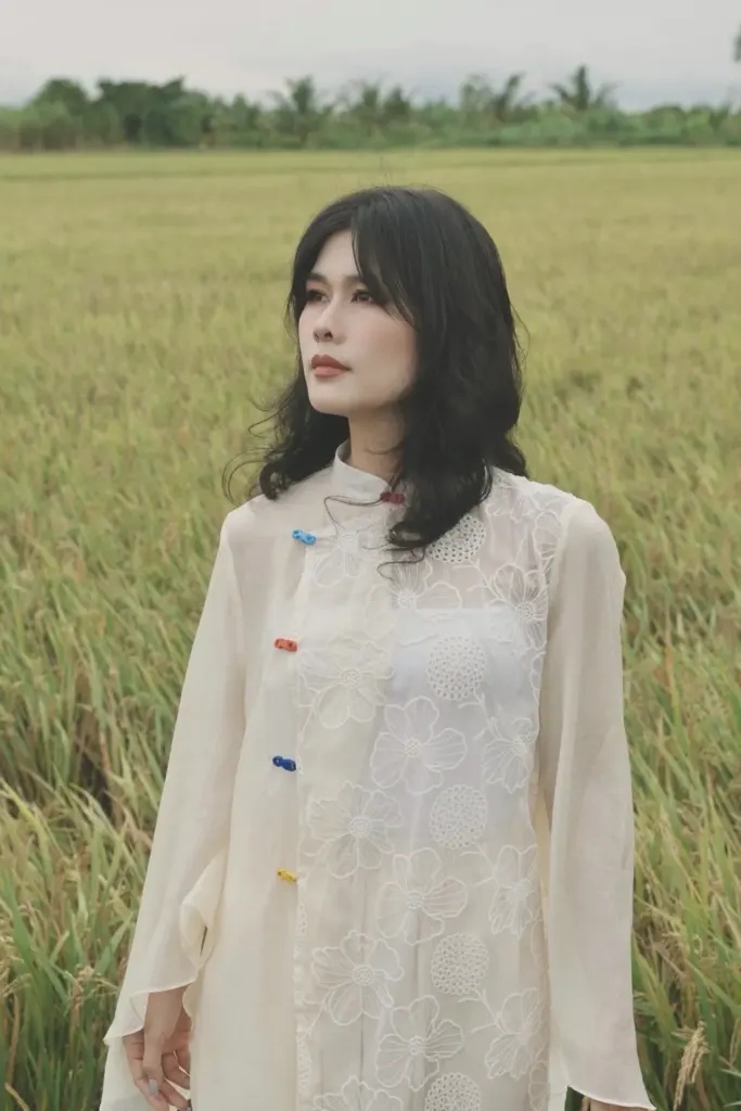 Hình minh họa: Học trò Tạ Minh Tâm đưa nét văn hóa Khmer vào MV