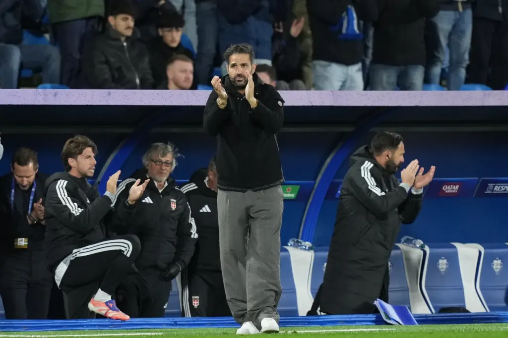 Hình minh họa: Man Utd thảm bại trước tân binh Champions League
