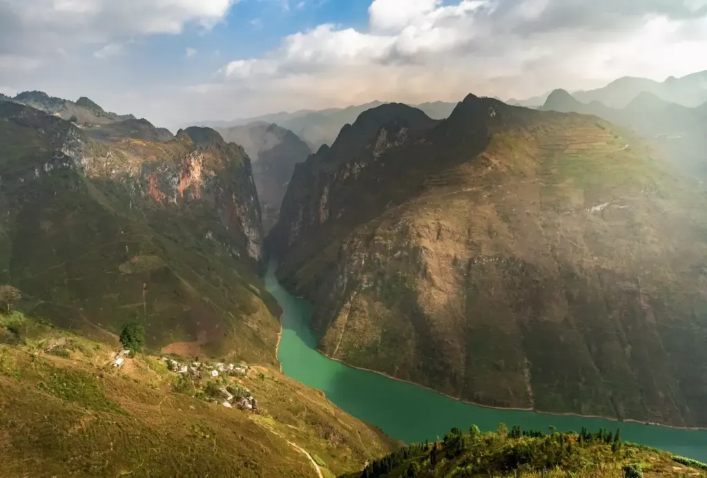 Hình minh họa: 10 điểm đến Việt Nam do Lonely Planet gợi ý theo từng trải nghiệm