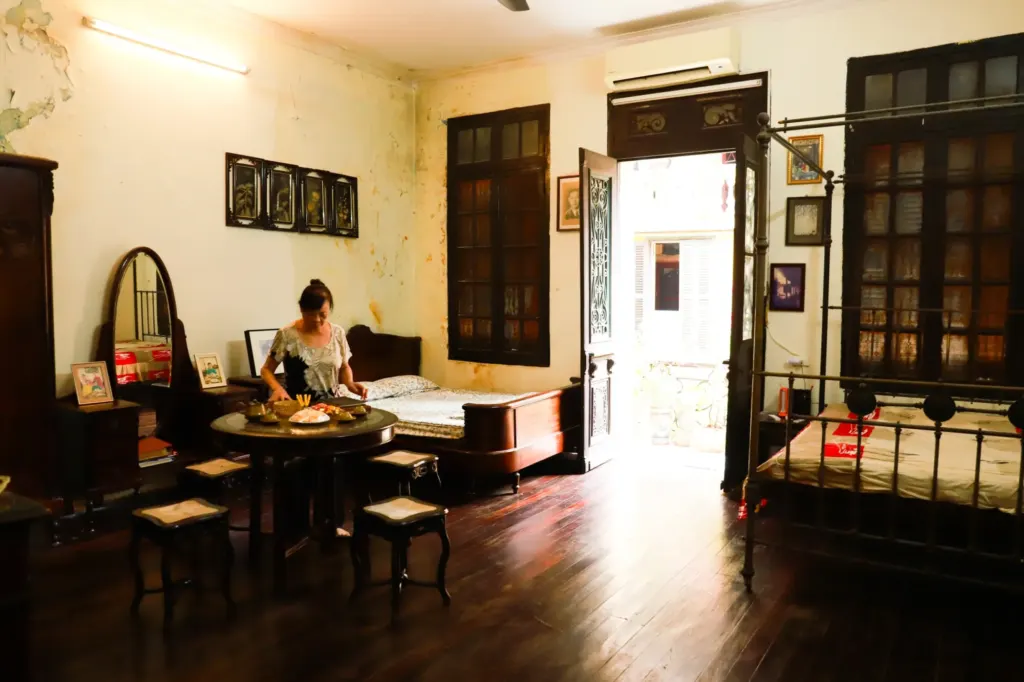 Hình minh họa: Biệt thự trăm tuổi ở phố cổ của đại gia Hà Nội xưa