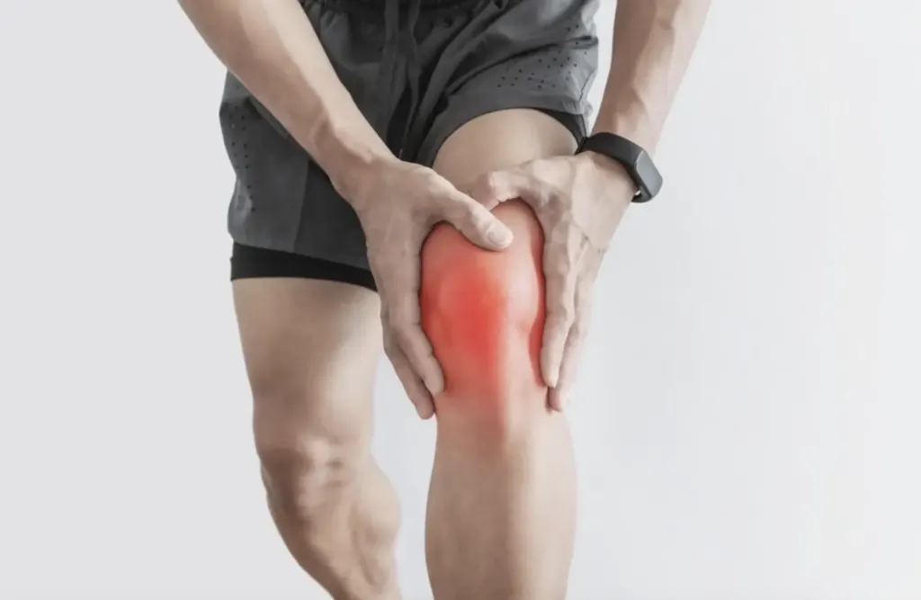 Hình minh họa: Đau khớp gối là quy luật tất yếu của tuổi già?