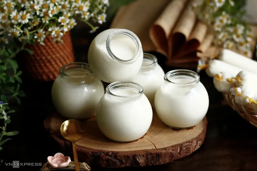 Hình minh họa: Ăn sữa chua lúc nào là tốt nhất cho đường ruột?