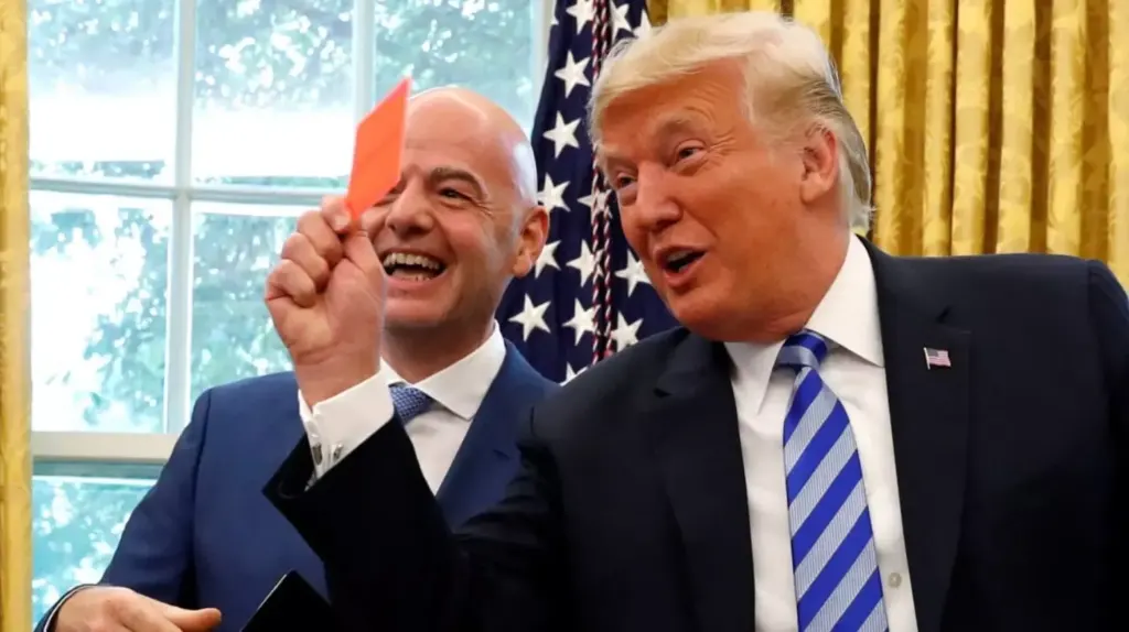 Hình minh họa: FIFA sẽ sửa luật sau vụ Tổng thống Trump xin hoãn án phạt cầu thủ Mỹ