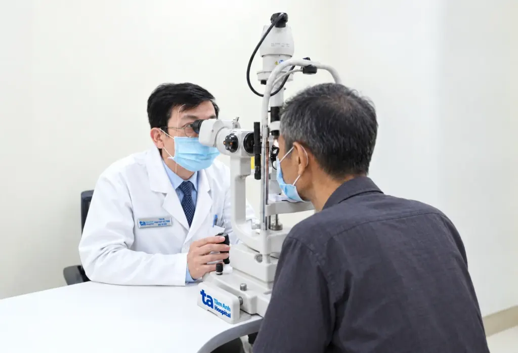 Hình minh họa: Ung thư phổi di căn não gây mờ mắt