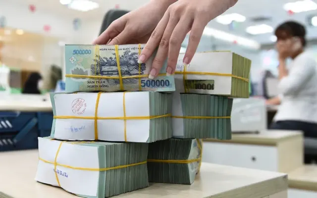 Nhiều ngân hàng cho vay bình quân trên 11% trước đợt hạ lãi suất