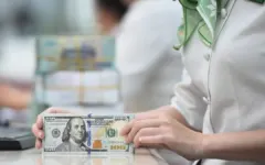 Giá USD ngân hàng xuống thấp nhất một năm rưỡi