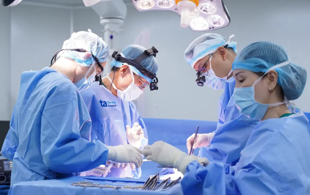 Hình minh họa: Xẹp phổi do di chứng lao