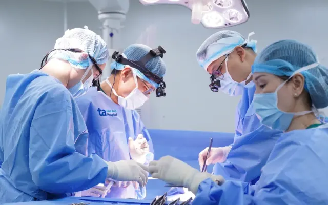 Xẹp phổi do di chứng lao