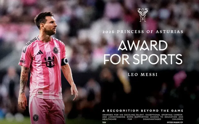 Messi trở lại Tây Ban Nha nhận giải thưởng từ Hoàng gia