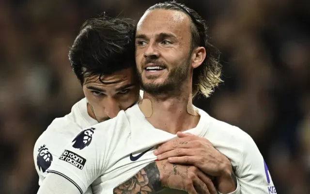 Tottenham thắng trận đầu ở Ngoại hạng Anh