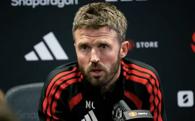 Carrick: ‘Tôi sẵn sàng ướt mưa để những người khác được khô ráo’