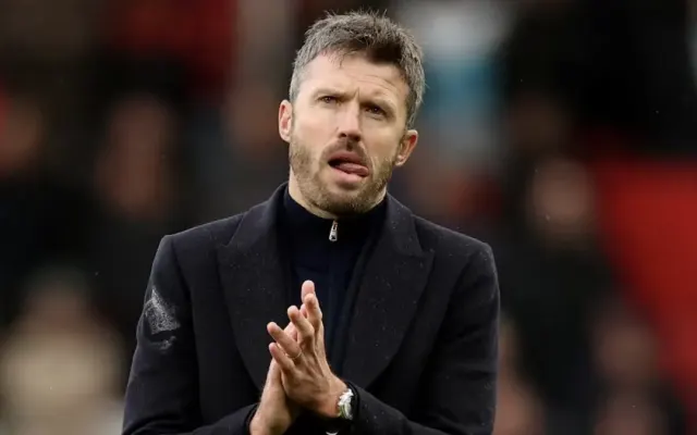 Carrick bất ngờ khi được CĐV Man Utd hát vang tên