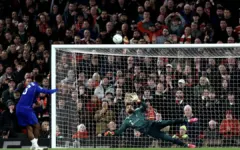 Liverpool thắng Chelsea luân lưu ở Cup Liên đoàn