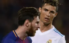 CĐV Messi bất bình vì Ronaldo thắng Quả Bóng Vàng mọi thời đại