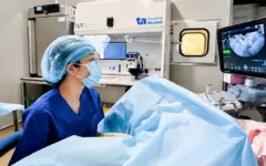 Gom trứng thụ tinh ống nghiệm ở tuổi 35