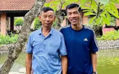 Dùng AI viết ứng dụng chống đột quỵ cho bố