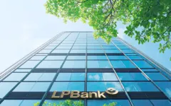 LPBank lãi trước thuế hơn 10.400 tỷ trong 9 tháng