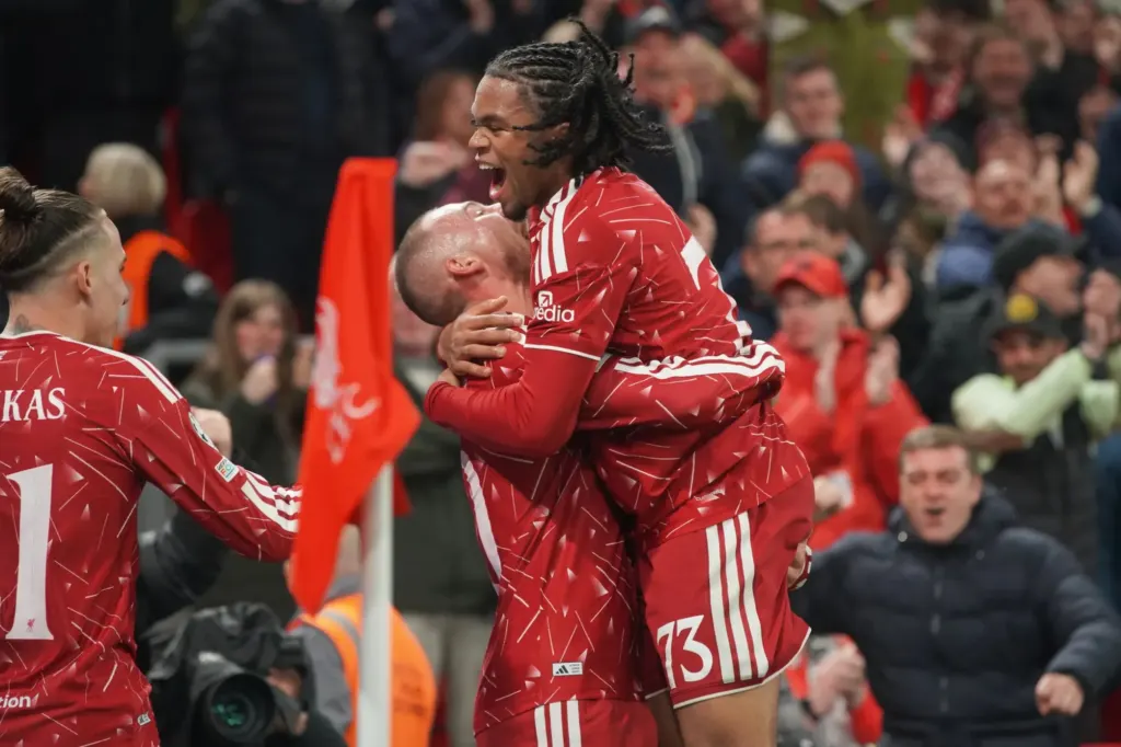 Hình minh họa: Liverpool thắng ngược dù bị dẫn hai bàn ở Champions League