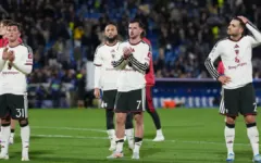 Man Utd nối dài chuỗi thống kê thảm hại khi thua Como