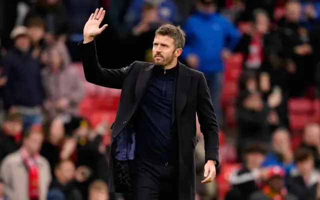 Carrick tiếp tục dẫn dắt Man Utd sau cuộc họp khẩn