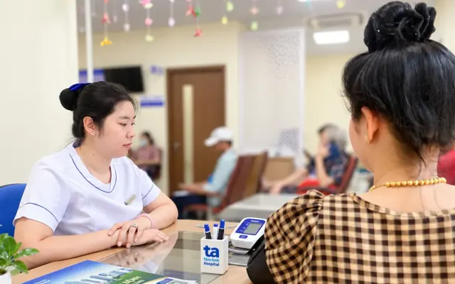 Phù toàn thân do hội chứng thận hư