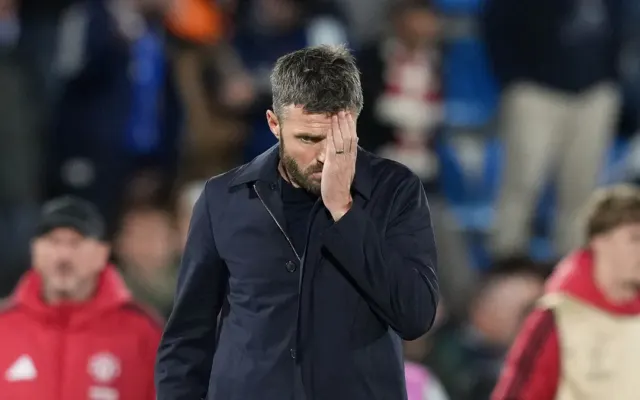 Sa thải Carrick có cứu được Man Utd?