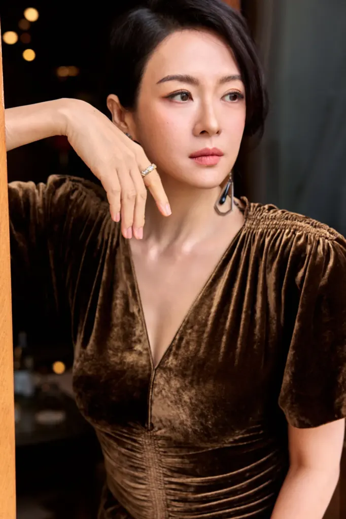 Hình minh họa: Chương Tử Di mặc tôn dáng sau giảm cân