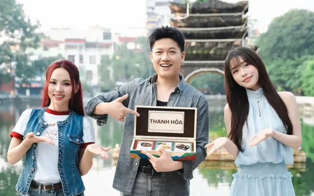 Ngô Lan Hương, Han Sara háo hức khám phá ẩm thực xứ Thanh
