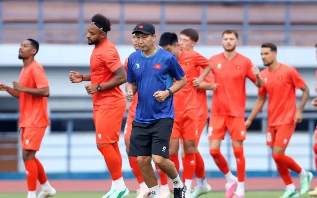 HLV Kim Sang-sik thử quân cho Asian Cup 2027