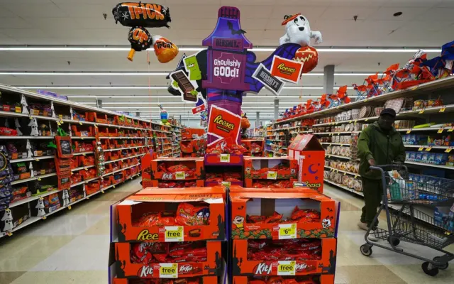 Kẹo Halloween ế ẩm tại Mỹ