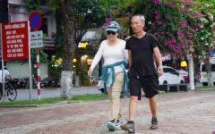 Những sai lầm khiến tuổi 50 càng nhịn ăn càng tích mỡ